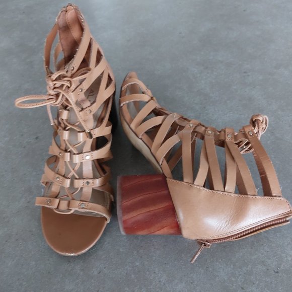 ALDO "Myssi" Women's Laced Up Open Toe Gladiator Sandals - Camel - Size 7 M - Picture 1 of 13